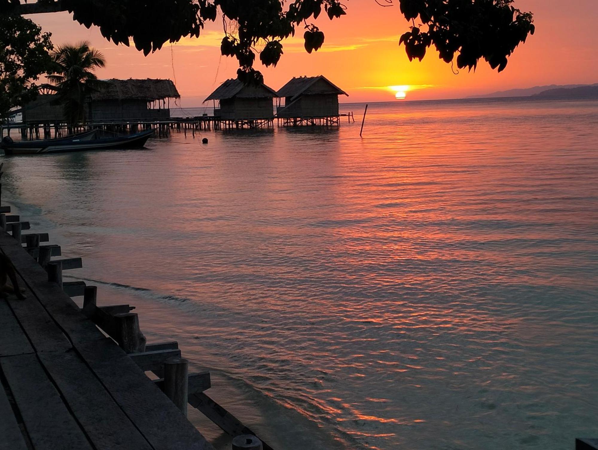 Mambetron Homestay Raja Ampat Pulau Mansuar Quarto foto